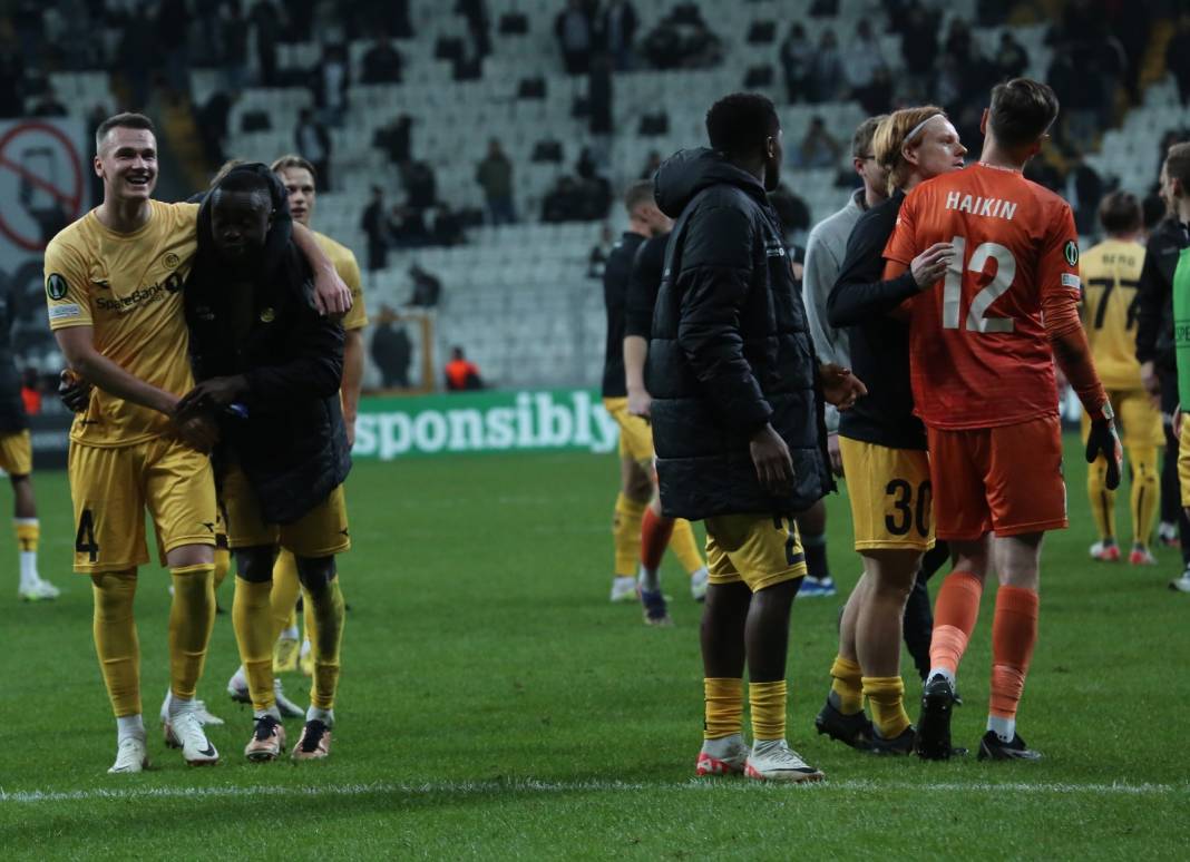 Beşiktaş Bodo/Glimt maçından çok özel görüntüler: Tribünlerde muhteşem anlar 26
